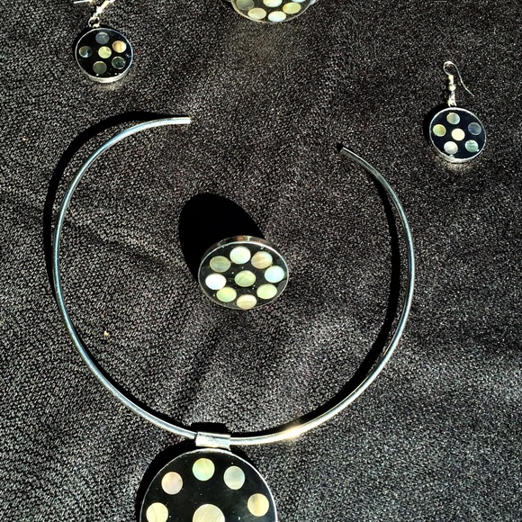 5 Piece Necklace Earring Bracelet Ring Set Abalone - Picture 5 of 8